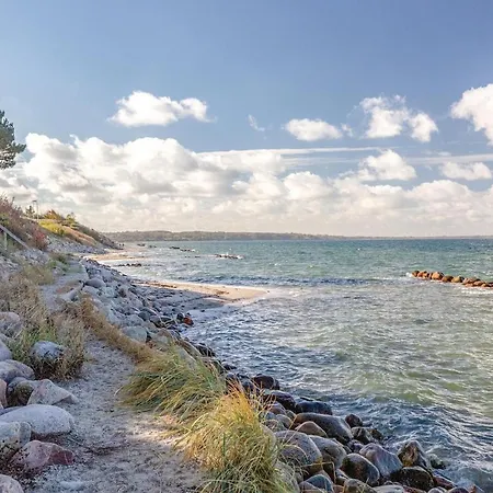 Three-bedroom Holiday In Brenderup Fyn * Bro (Funen)