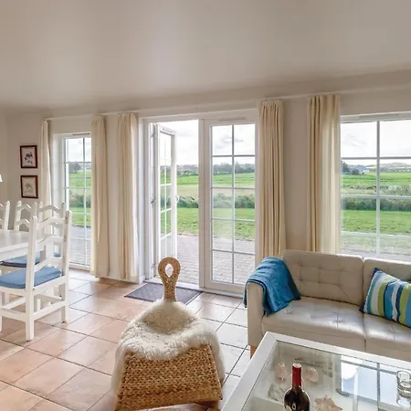Three-bedroom Holiday In Brenderup Fyn